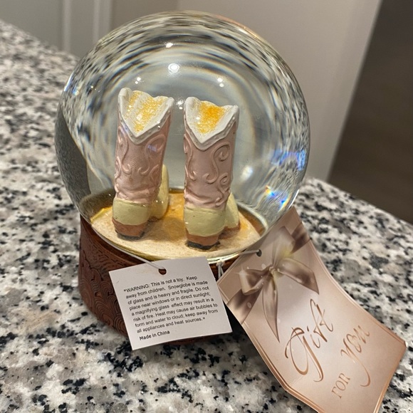 Cowboy Boot Snow Globe - Picture 4 of 6